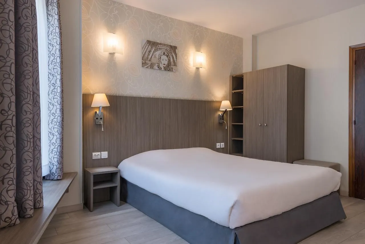 L'Ouest Hotel Париж 3*,  Франция