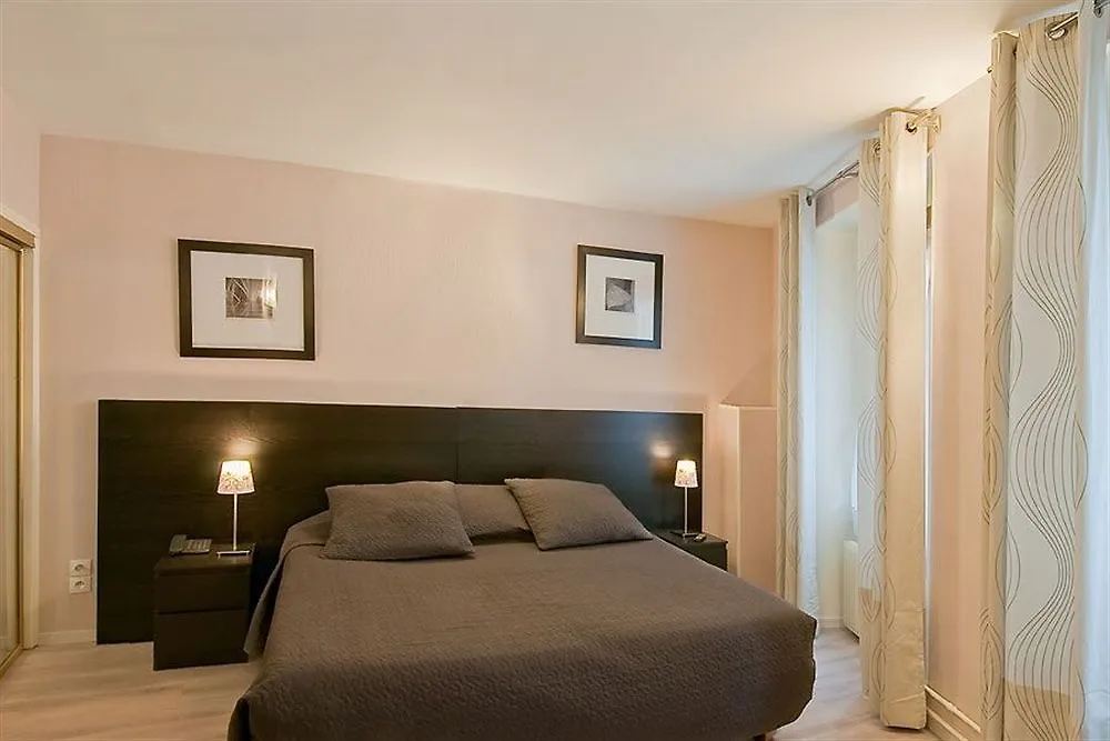 L'Ouest Hotel Paris 3*,