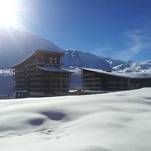 https://studios-paradiskis.hotels-rhonealpes.com